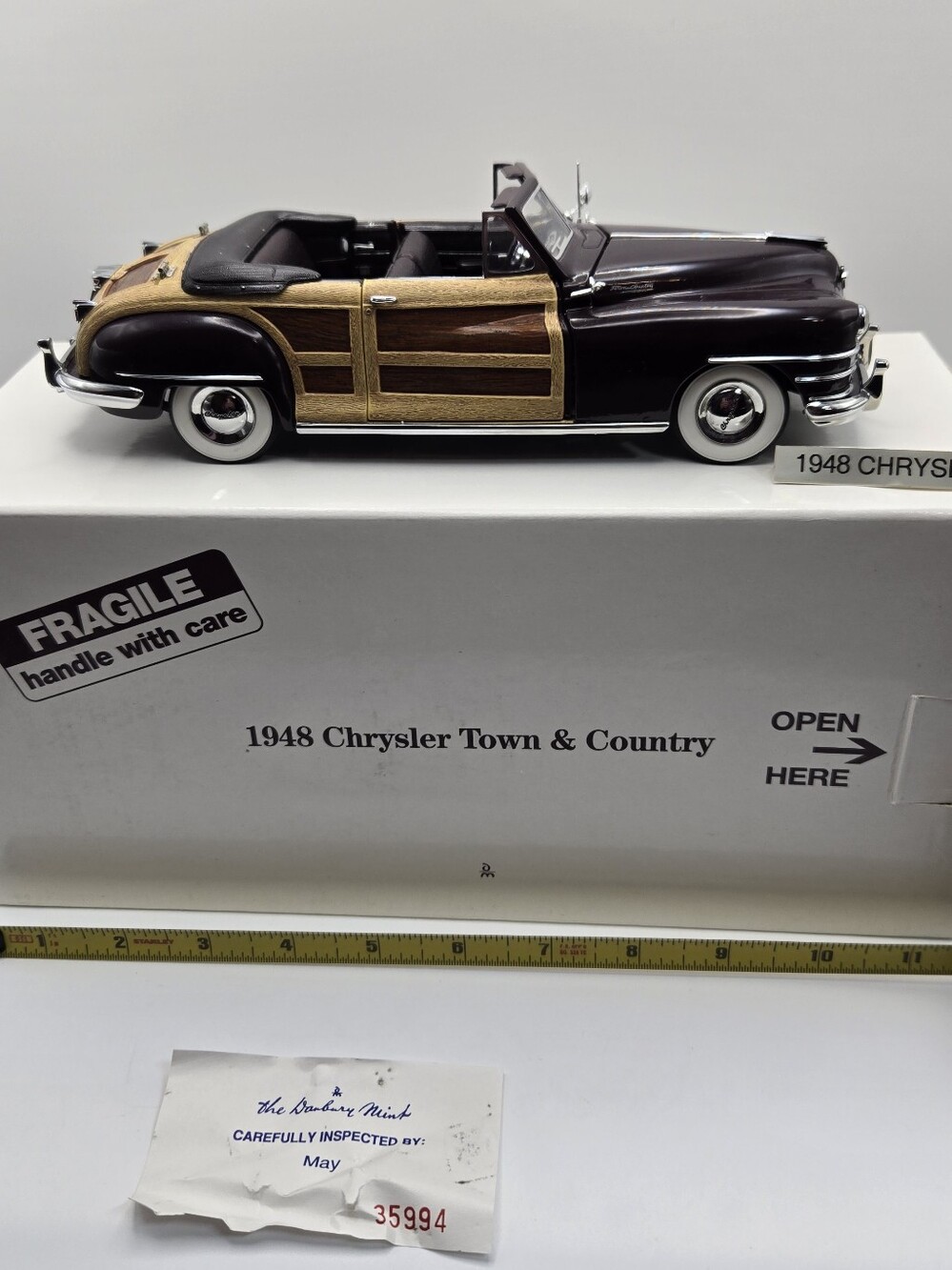 Danbury Mint 1:24 scale 1948 Chrysler Town & Country Convertible (Regal Maroon)